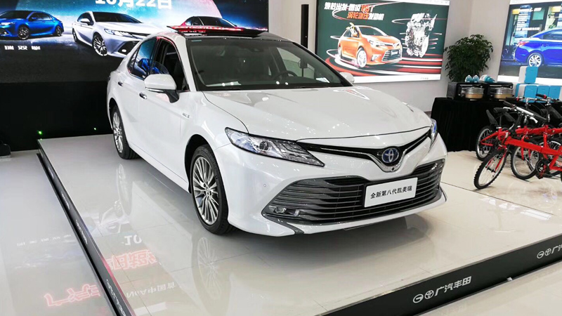 万彩网为多家汽车4S店设计汽车展台