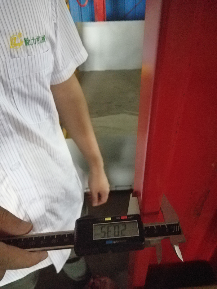 剪叉式升降平台质量